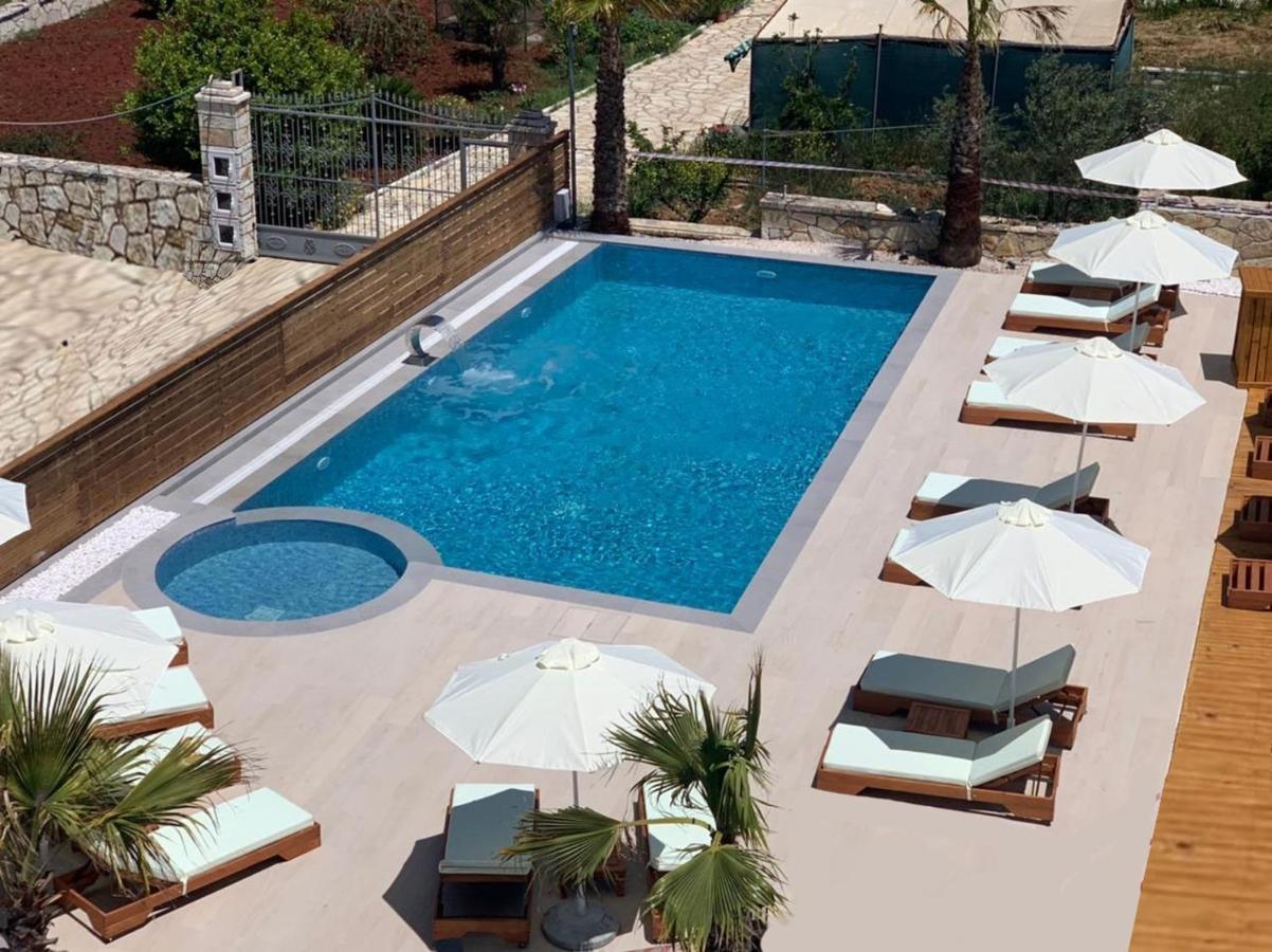 Blue Water Hotel Ksamil Kültér fotó