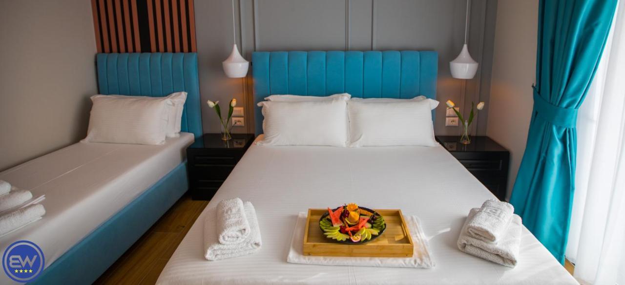 Blue Water Hotel Ksamil Kültér fotó